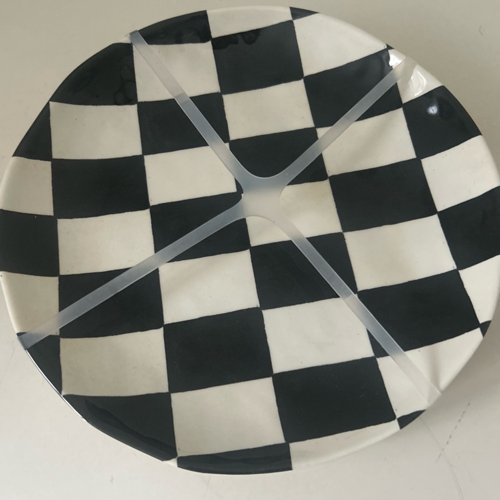 Black & White Checkered Melamine Salad Plates Set of 4 NEW - Picture 8 of 10